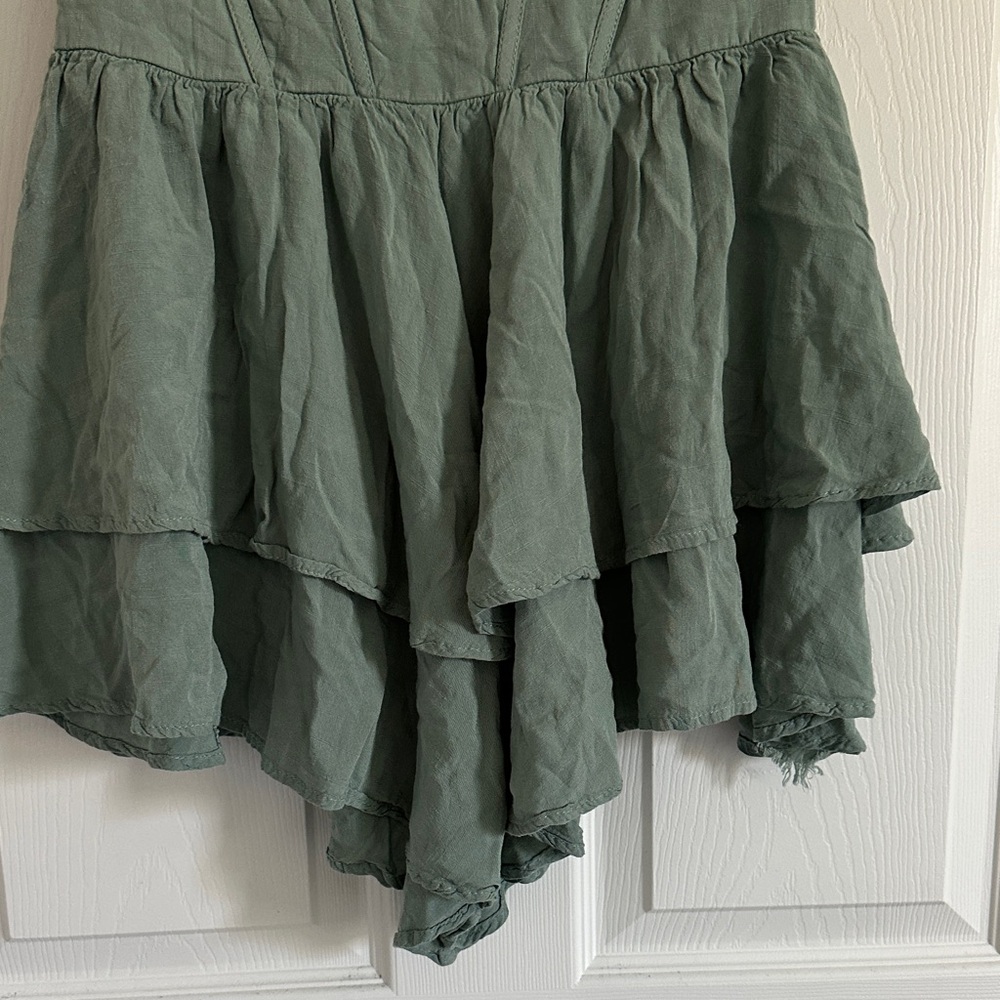 Princess Polly Ruffled Sleeveless Romper - Picture 3 of 13
